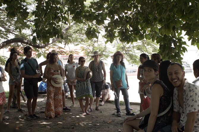 Walled Cartagena: Group Tour with Live Audio System - Should you book this Walled Cartagena group tour?