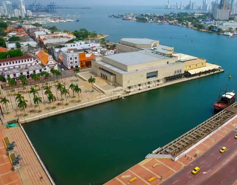 Walled City, Getsemani San Felipe Castle Cartagena City Tour - Price and value: what $92 gets you and what it does not