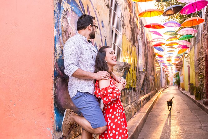 Your Local Photographer in Cartagena - Price value: $265.65 per group can be a smart deal