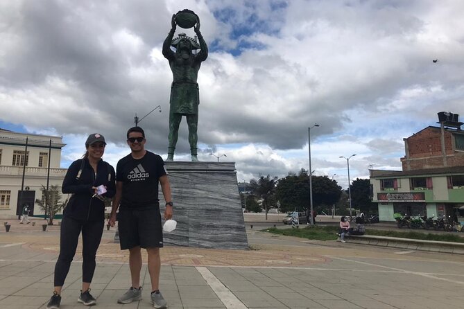 Zipaquirá Salt Cathedral Tour – Meals & Tickets with Local Guide - Start smart at Cranky Croc Hostel, then enjoy the drive